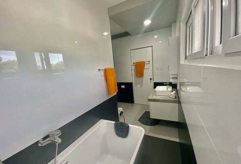 2 베드룸 프리미엄 빌라, Lalaguna Villas Luxury Dive Resort And Spa