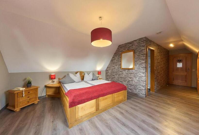 이코노미 룸, Landhotel Brauner Hirsch