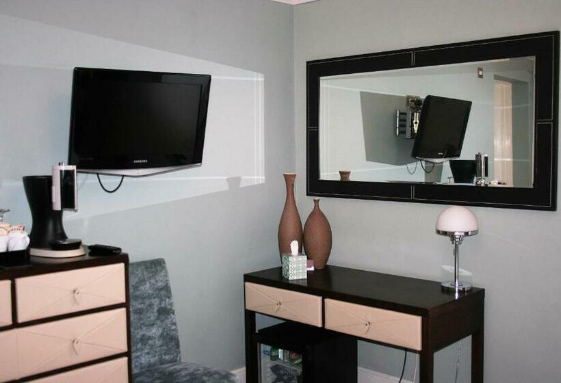 Номер Deluxe, Number One B&b