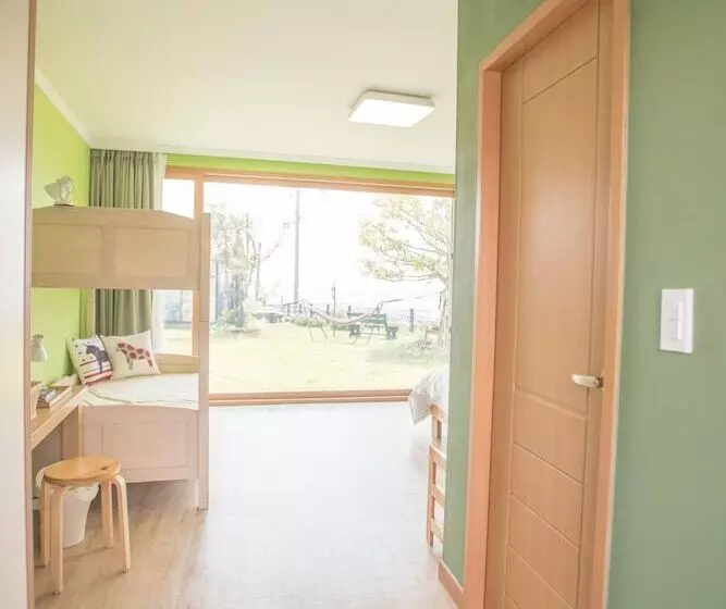 ファミリールーム, Jeju Doldam B&b