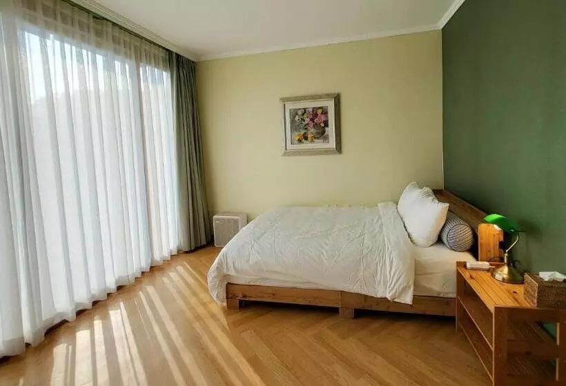1ベッドルームハウス, Jeju Doldam B&b