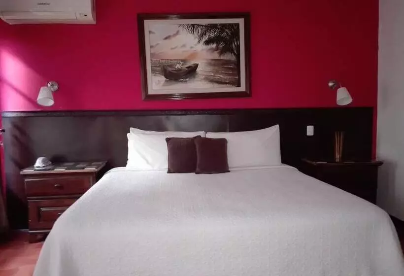 سوییت لوکس, President House Hotel   Hostel