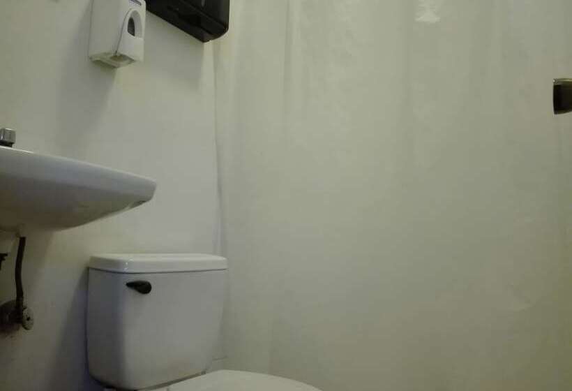 آپارتمان عادی 1 خوابه, President House Hotel Hostel