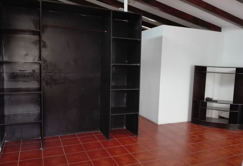 آپارتمان عادی 1 خوابه, President House Hotel Hostel