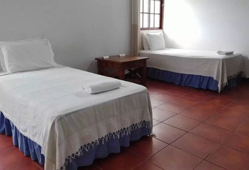 آپارتمان عادی 1 خوابه, President House Hotel   Hostel