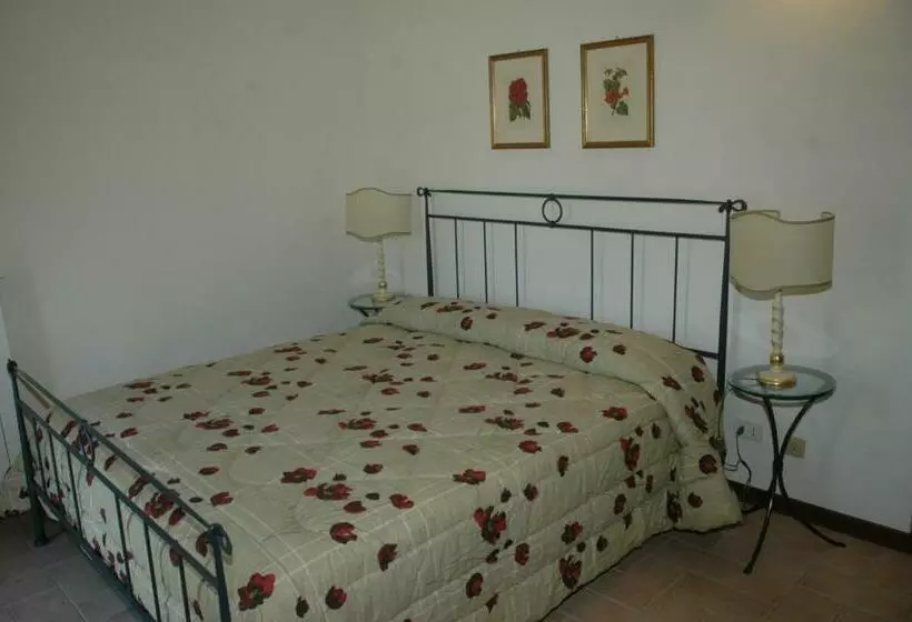 آپارتمان 2 خوابه, Residenza Torre Acquatino