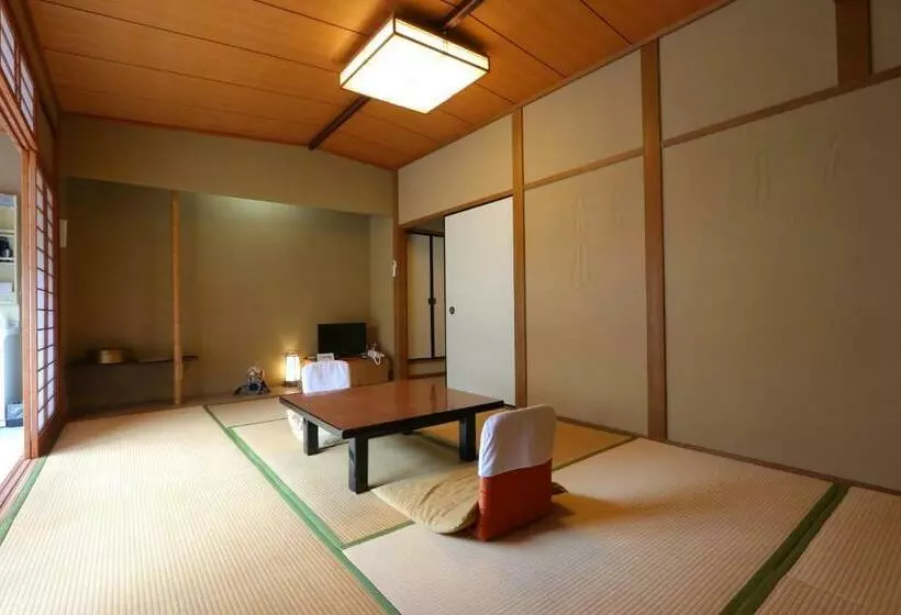 スタンダード４人部屋, Kamiobo