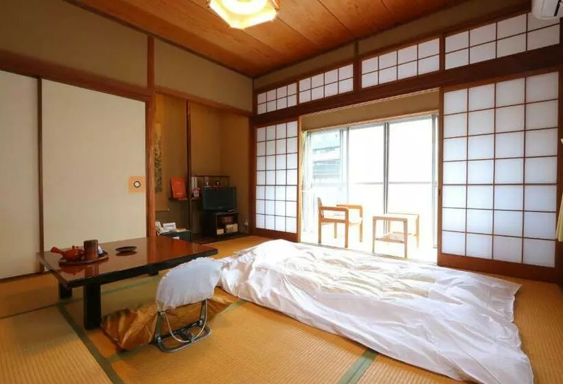 スタンダード４人部屋, Kamiobo