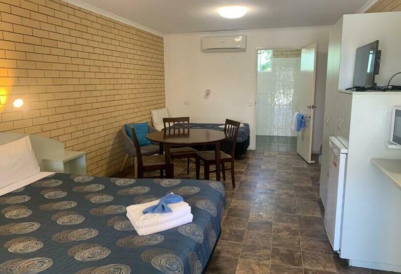 身障者適用スタンダードルーム, Shady Rest Motel