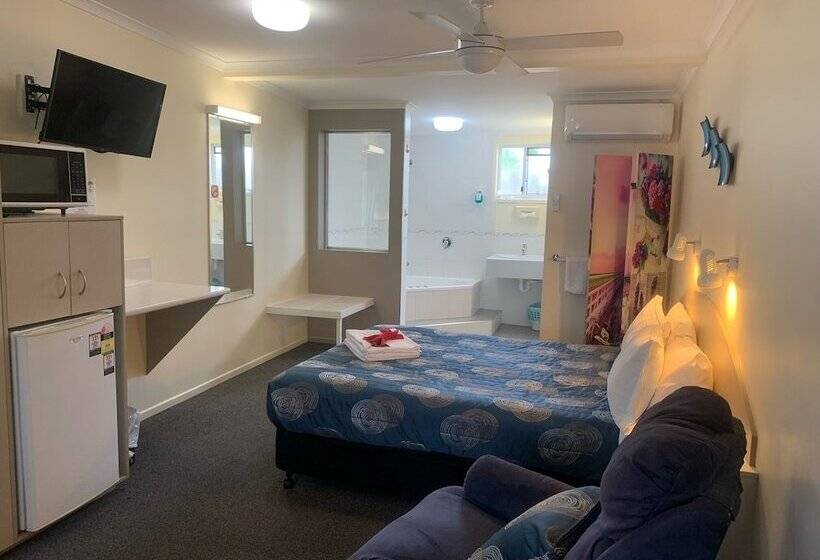 バスタブ付きスタンダードルーム, Shady Rest Motel