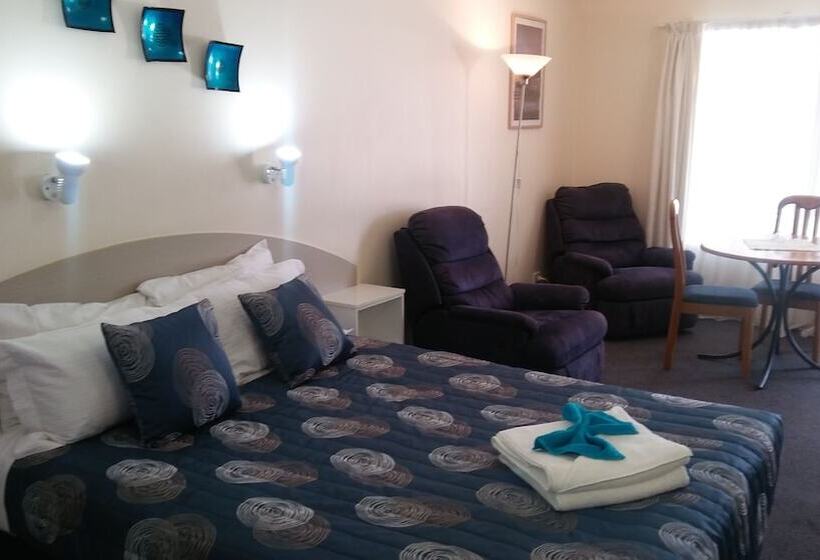 バスタブ付きスタンダードルーム, Shady Rest Motel