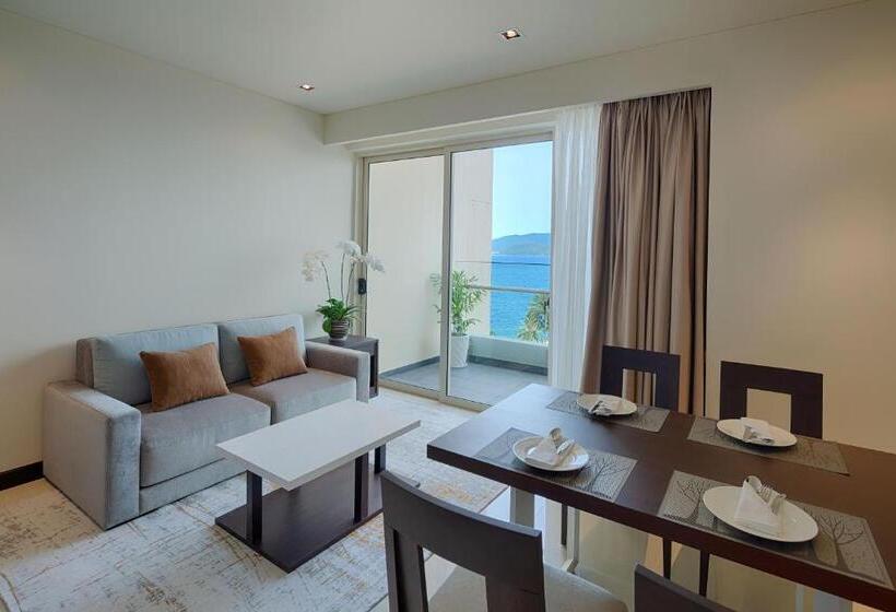 سوئیت کلاسیک, The Costa Nha Trang Residences