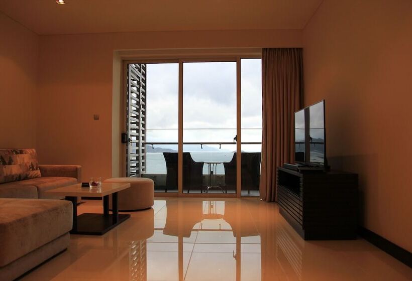 3 Bedroom Suite, The Costa Nha Trang Residences