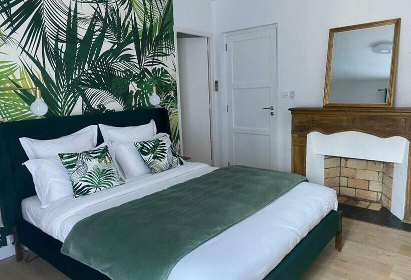 Номер Стандарт Вид на Сад, Chambres D'hôtes La Bastide St Julien