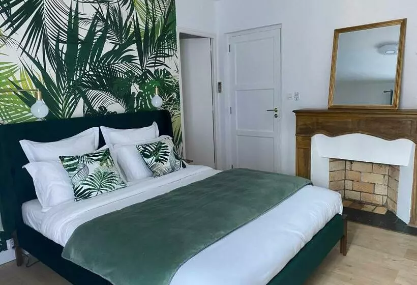 Standard-huone Puutarhanäkymä, Chambres D'hôtes La Bastide St Julien