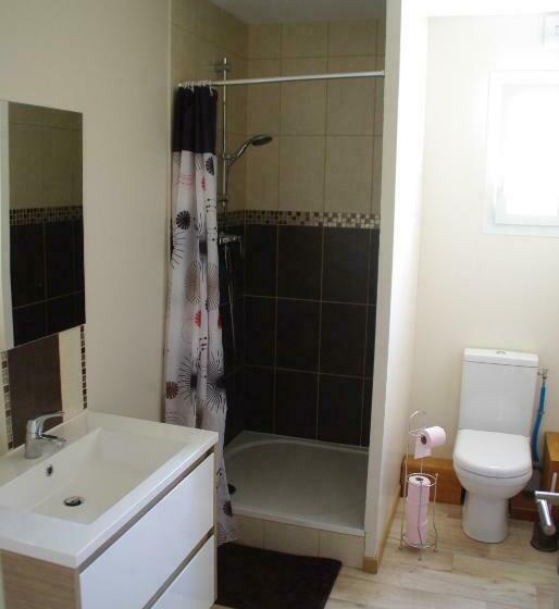 غرفة عائلية, La Grimodière