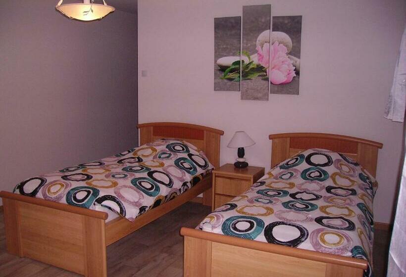 Номер Стандарт, La Grimodière