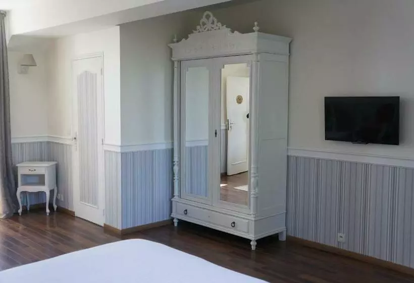 اتاق لوکس با تخت بزرگ, Manoir 1685 Saint Malo