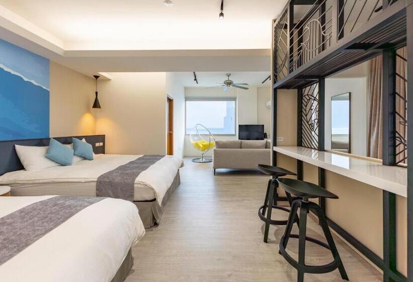 اتاق استاندارد چهار تخته با چشم‌انداز دریا, Beachcastle & Sea View Villa