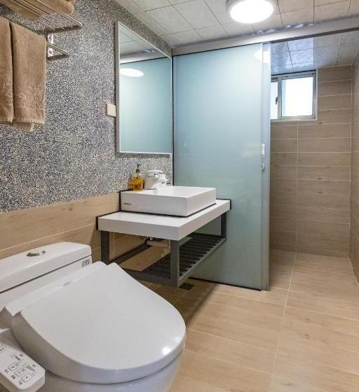 اتاق استاندارد با بالکن و چشم‌انداز دریا, Beachcastle & Sea View Villa