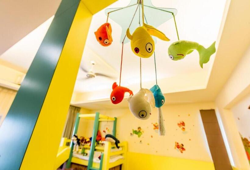 اتاق خانوادگی, Beachcastle & Sea View Villa