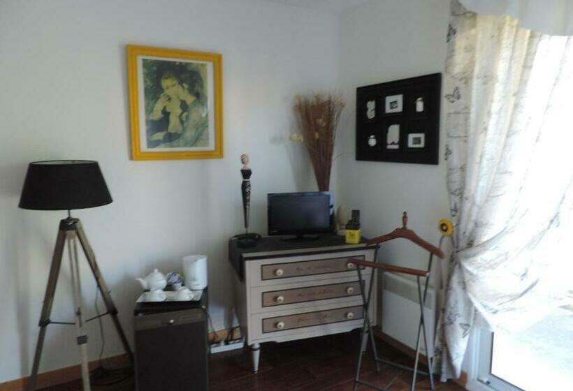 اتاق استاندارد, Villa Des Hortensias