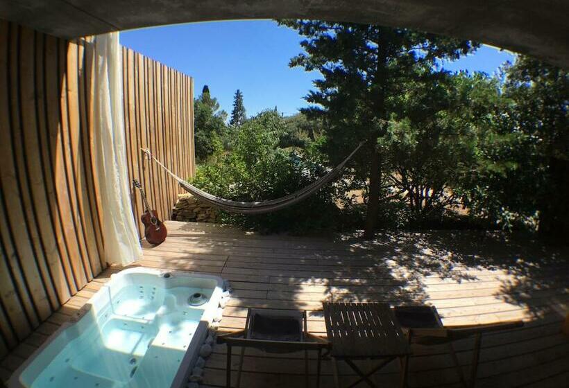 Стандартный Номер Кровать Кинг, Bien Loin D Ici Spa B&b