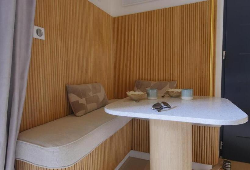 스탠다드 룸 킹사이즈 침대, Bien Loin D Ici Spa B&b