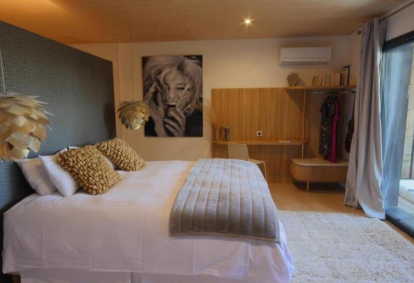 스탠다드 룸 킹사이즈 침대, Bien Loin D Ici Spa B&b