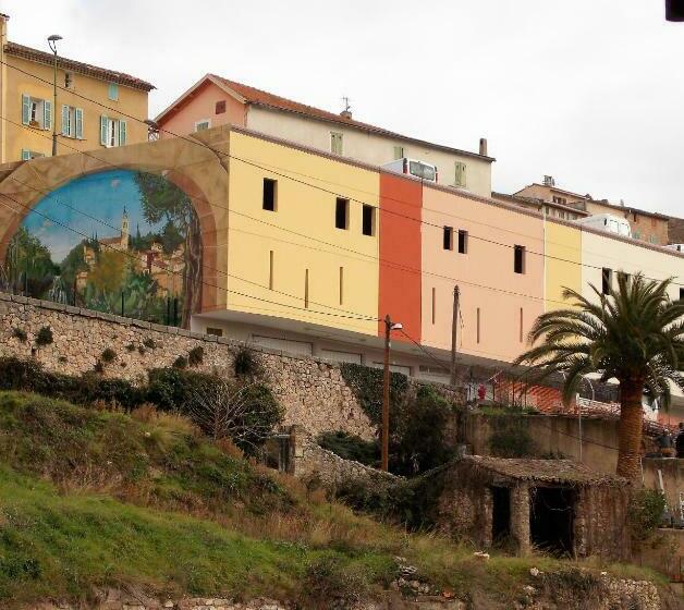 スタンダードルーム, Au Relais Provencal