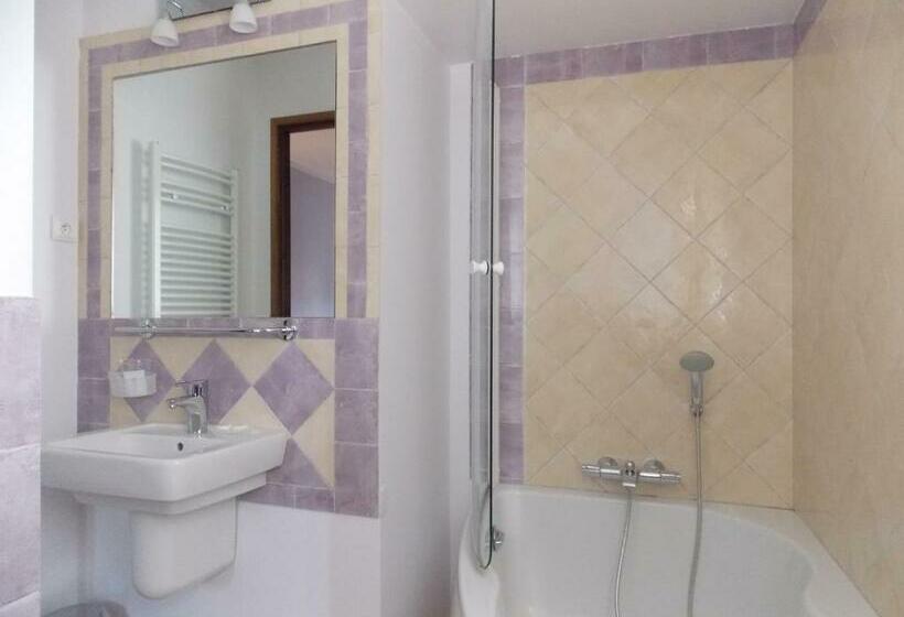 スタンダードルーム, Au Relais Provencal