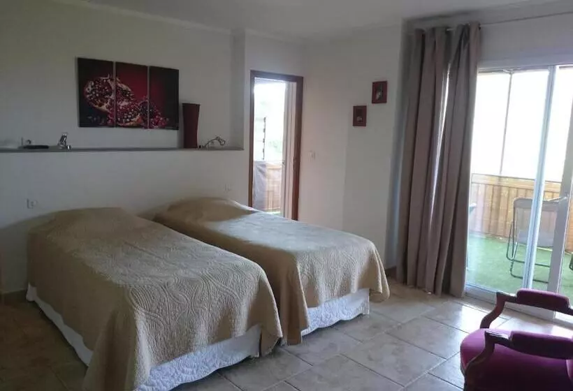 シングルデラックスルーム, Au Relais Provencal