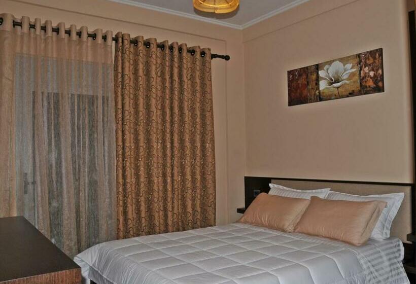 غرفة قياسية ثلاثية مزودة بشرفة, Dream S