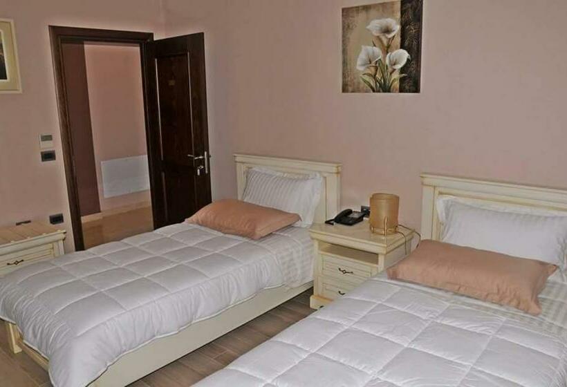 غرفة قياسية مزوَّدة بشُرفة, Dream S