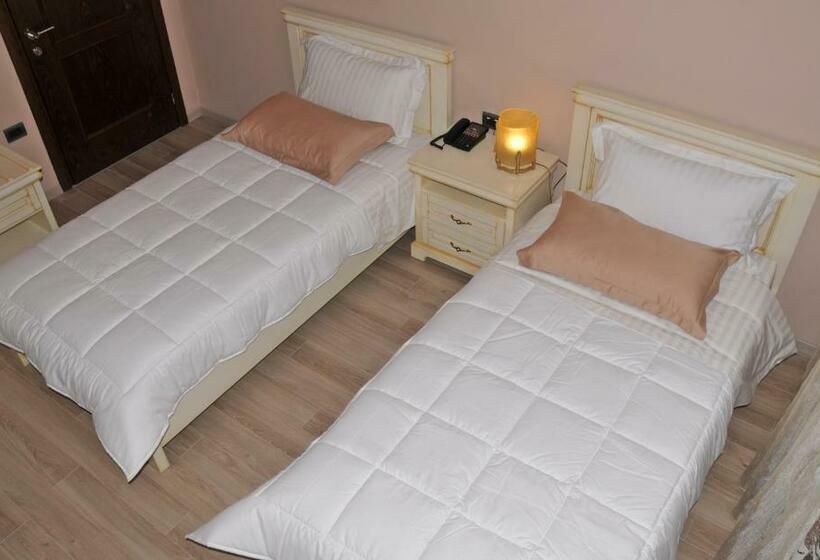 غرفة قياسية مزوَّدة بشُرفة, Dream S