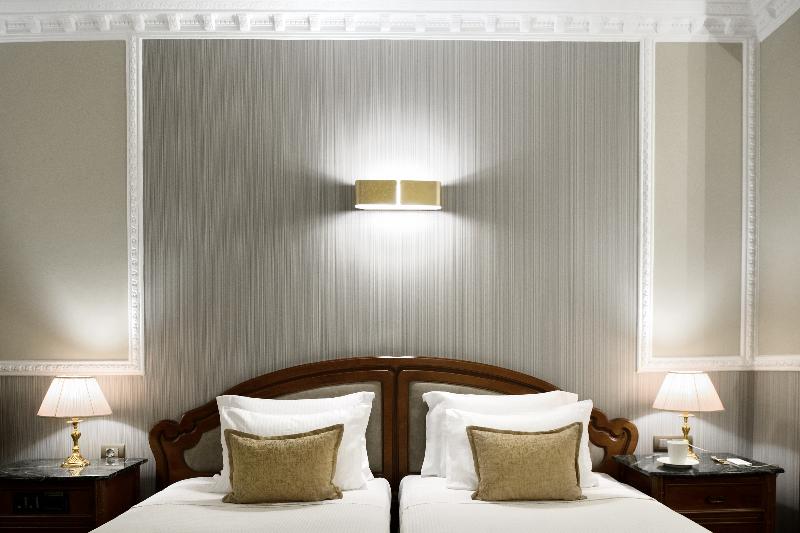 اتاق لوکس خانوادگی, Lakeshore Hotel Suao