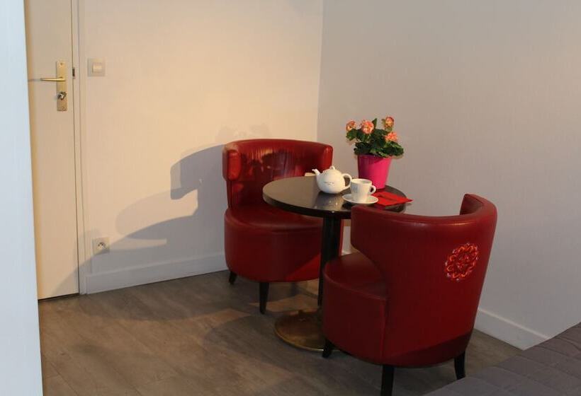 标准三人间, Le Kleber