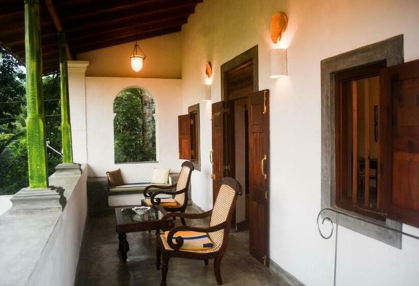اتاق لوکس, Villa Kubura