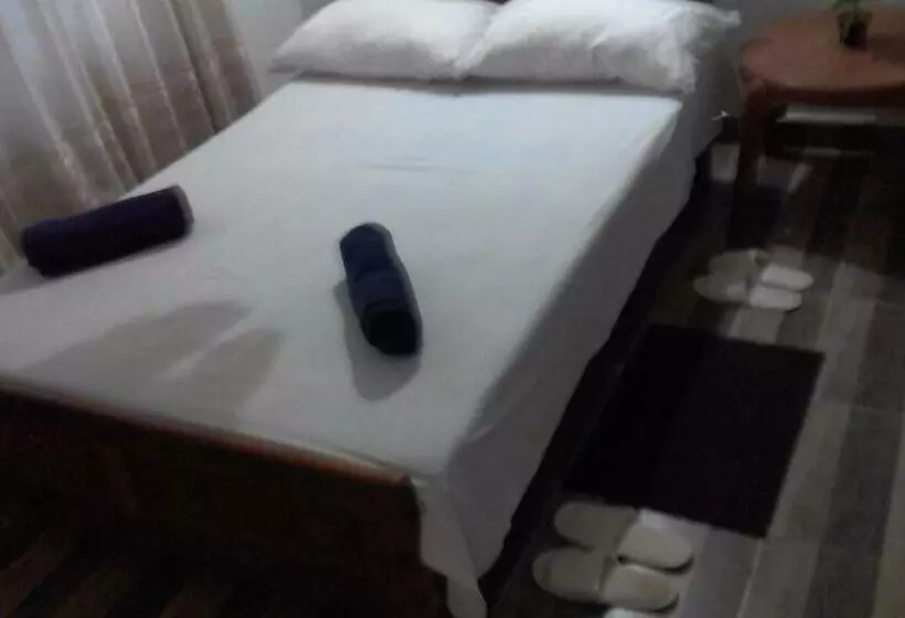 エコノミールーム, Elephant Safari Lodge Sigiriya Junction