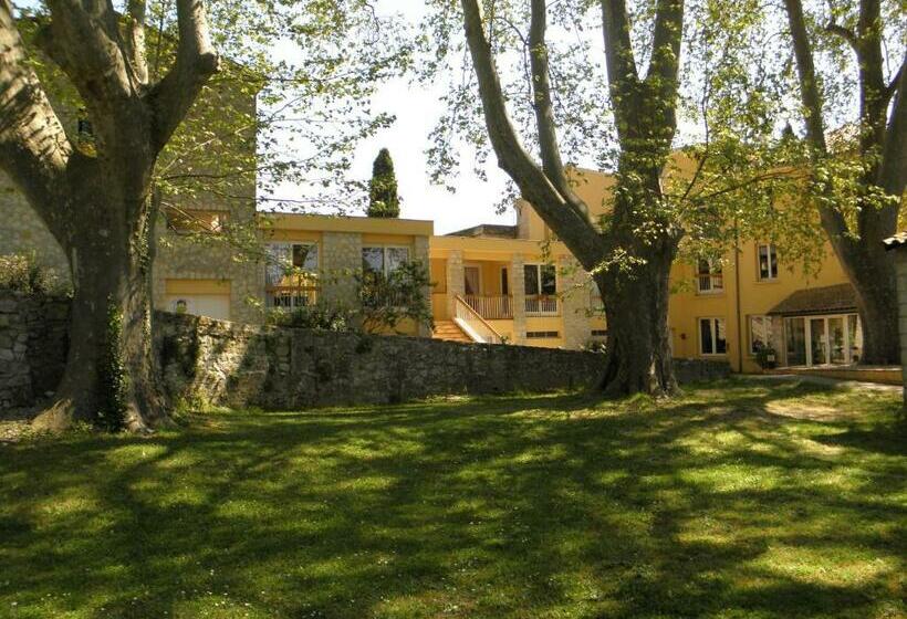 スタンダードトリプルルーム, Le Moulin De César