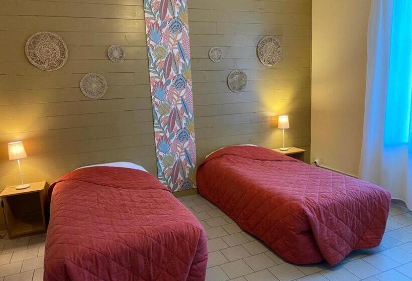 スタンダードルーム, Le Moulin De César