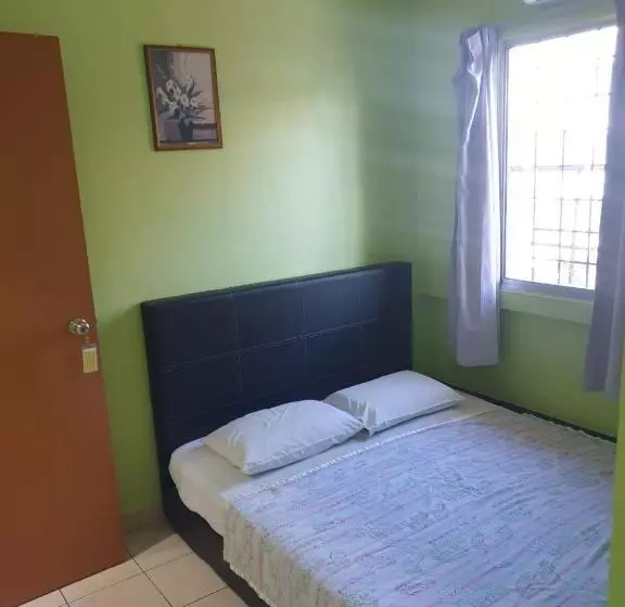 اتاق استاندارد, Borneo Gaya Lodge