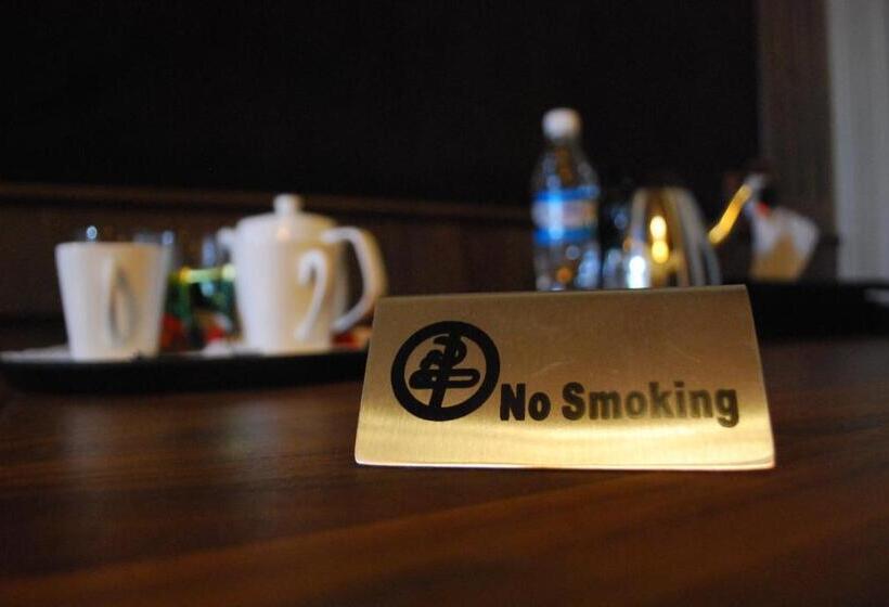 اتاق سوپریور, Astor Hotel & Spa