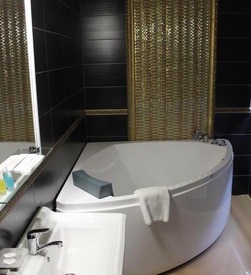 اتاق سوپریور, Astor Hotel & Spa