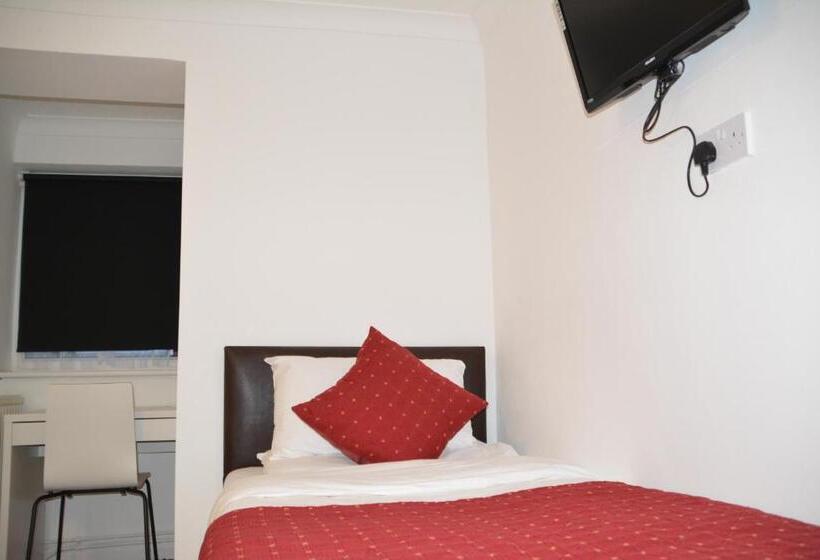 패밀리 룸, Bow Guest House