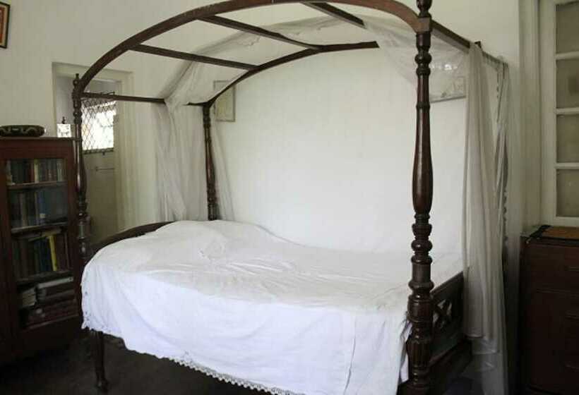 Номер Стандарт, Vista Chelsea Gardens Bnb