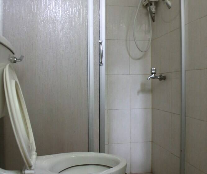 Номер Стандарт, Vista Chelsea Gardens Bnb