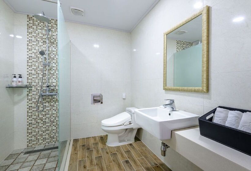 디럭스 룸, Eco Green Resort