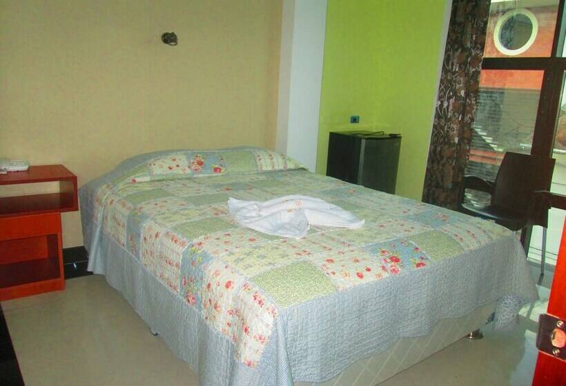 חדר סטנדרט, Ari S Hotel Iii