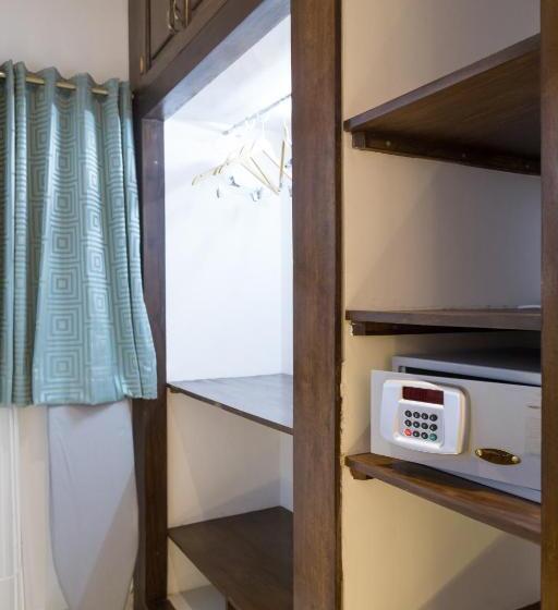 스위트, Cochichos Resort